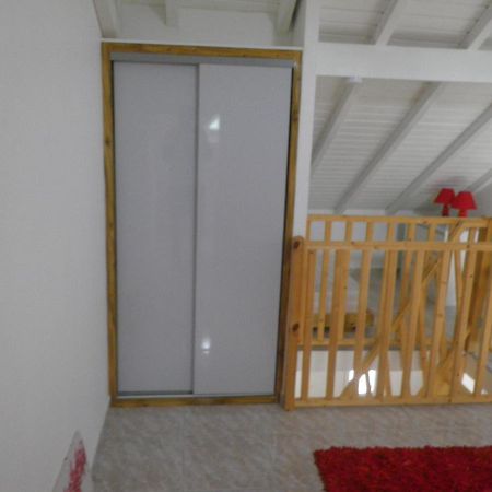 Grand-Bourg  Immeuble Nebot 아파트 외부 사진